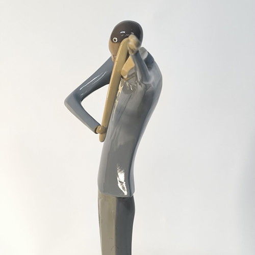 Decorative violin player figurine like new