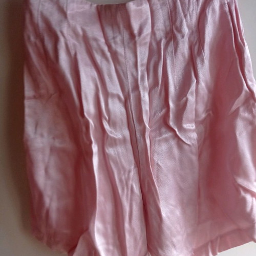 Miss Raxevsky pink shorts used with side zipper