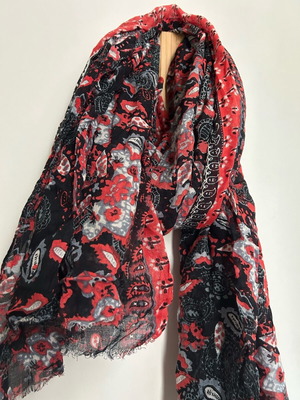 Summer scarf like new, thin fabric, colorful