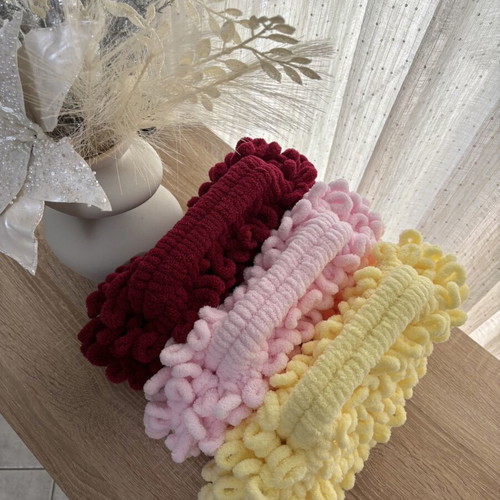 Puffy bags in various colors new