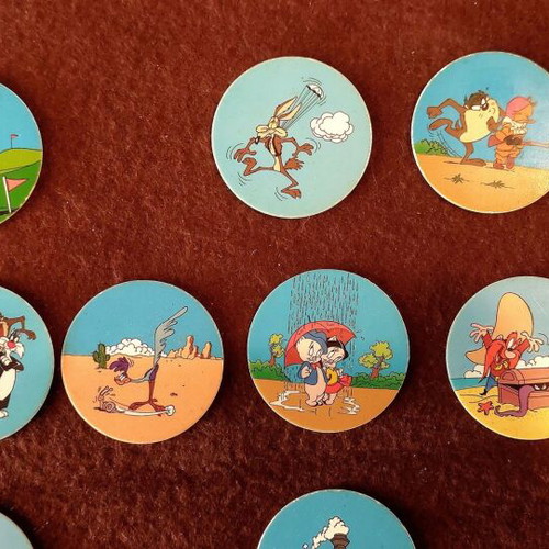Warner Bros Super Tasty Tops vintage collection of 28 tags