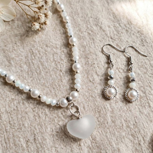 handmade crystal beaded elegant jewellery, necklace and earrings set