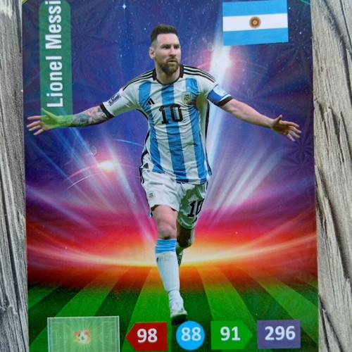Lionel Messi figure stretch and card new official replica