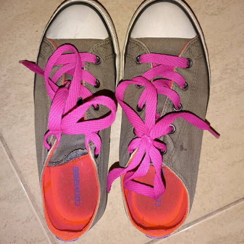 All Star used women's shoes size 36
