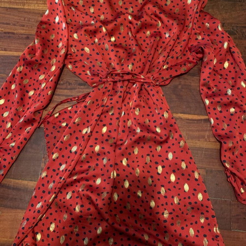 Women's impressive dress like new, red with gold accents