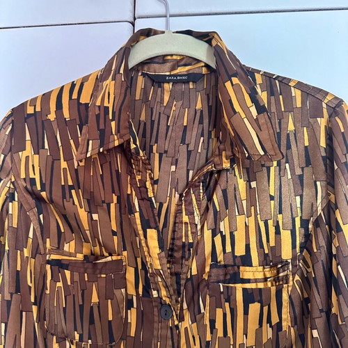 Zara dress gold like new, size L