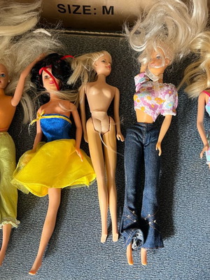Barbie used, pack of 25 pieces