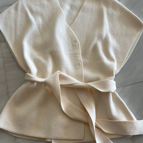 Zara cream wool cardigan with short sleeves and belt like new, size L