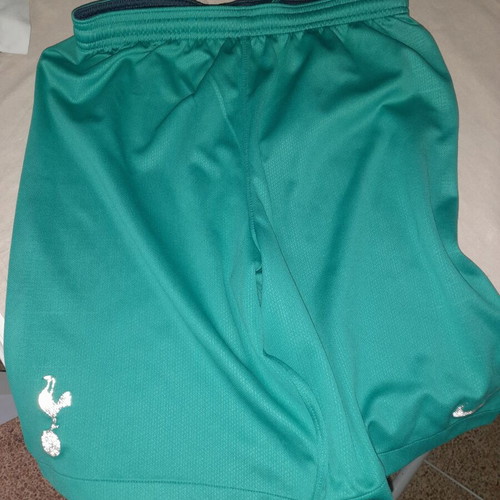 Tottenham Nike shorts used, XL for ages 13-15, 158-170 cm