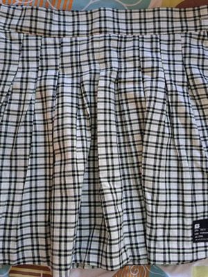 Bershka plaid skirt used, size L like M, green palette