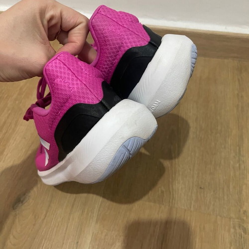 Adidas athletic shoes pink like new, size 39.5