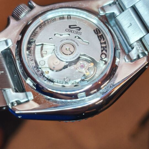 Seiko 5 SRPD51 automatic watch like new, blue and white, 42mm