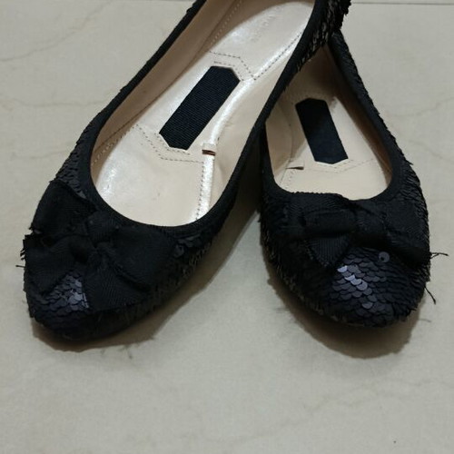 Zara Women black sequin ballerina flats with bow, size 37