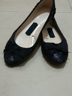 Zara Women black sequin ballerina flats with bow, size 37