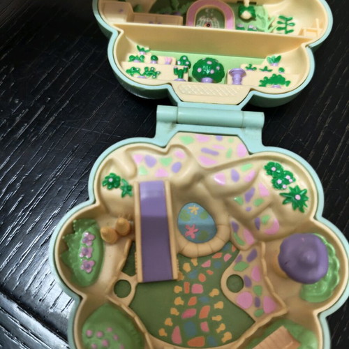 Polly Pocket Midge's Flower Shop used 36-year-old complete toy