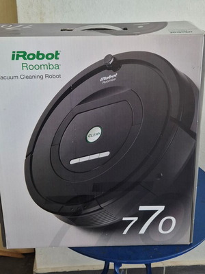 Σκούπα ρομπότ Roomba 770 μεταχειρισμένη με τηλεχειριστήριο και φάρο εικονικού τοίχου