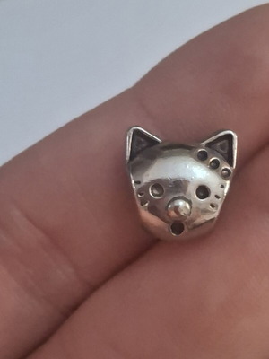 Charm for bracelets cat head silver, like new