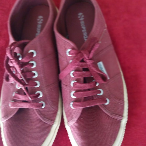 Superga men's sneakers size 44 like new, burgundy