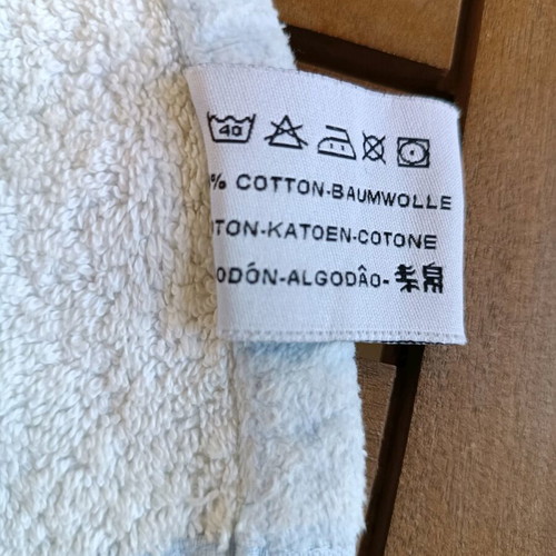 Aquanova Peanuts Snoopy bath towel 100x160 like new
