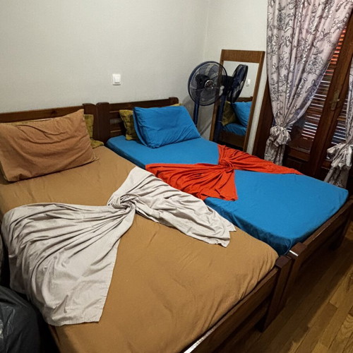 Wooden single beds used, set of 2 with mattress