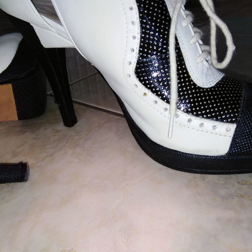 L.A.M.B. high heels used, 12cm heel, white size 39