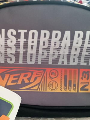 Nerf Universe Ισοθερμικό Τσαντάκι Φαγητού 21x20x15cm 5lt καινούργιο