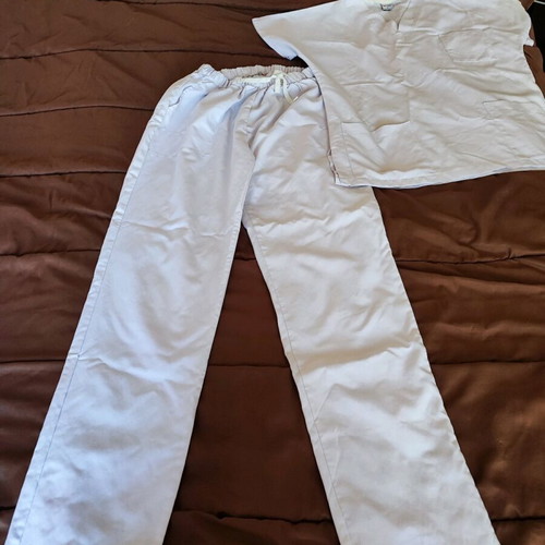 Nursing set like new, size M for doctors and nurses