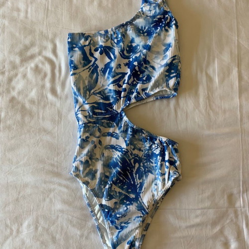 One-piece swimsuit used, blue floral, size S/M