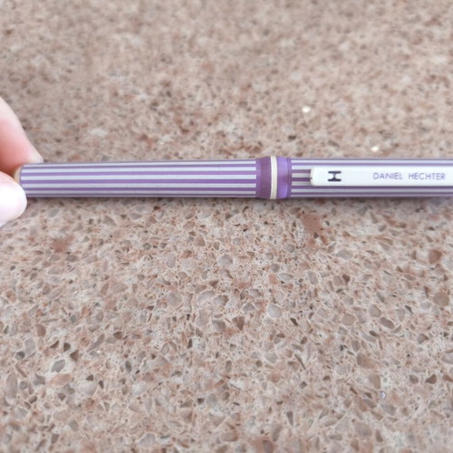 Daniel Hechter pen new