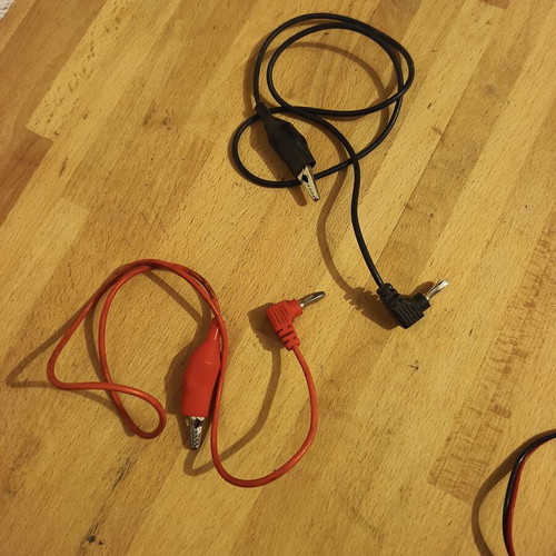 Cables with banana and crocodile clips, pack