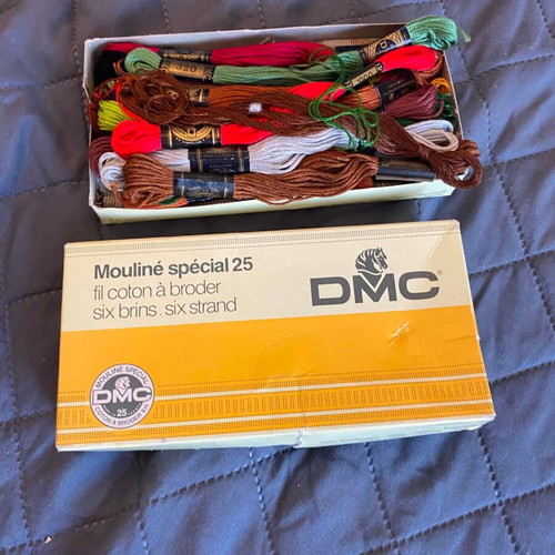 DMC Mouliné Spécial 25 embroidery threads, assorted colors