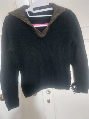 Weekend Maxmara women's wool sweater like new, black and brown