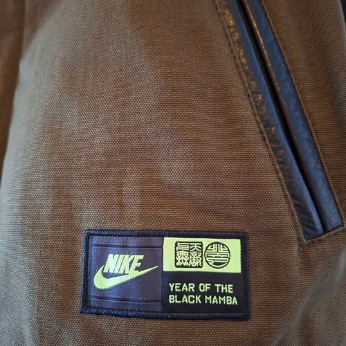 Kobe Bryant Nike Destroyer Jacket Black Mamba like new, size Large