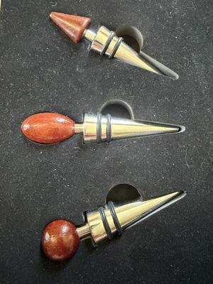 Wine accessories complete set new