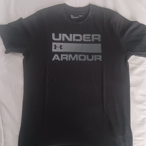 Under Armour T-shirt like new, size M, black and grey