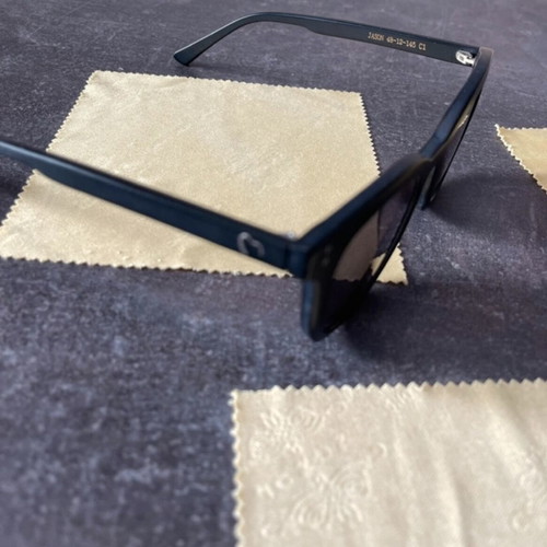 Marjo Jason sunglasses like new, black