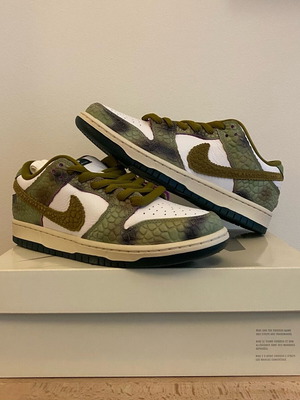 Nike SB Dunk Low x Alexis Sablone Chameleon new, size 42.5