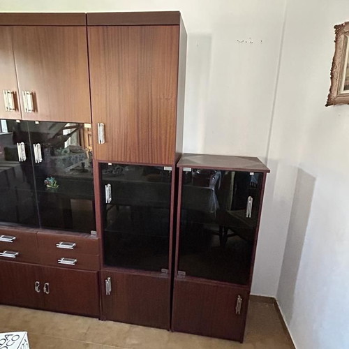 Living room showcase used, height 2m and length 3m