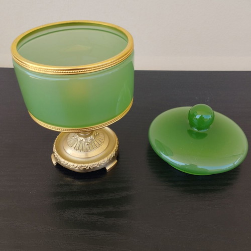 Green opaline fontaine rare, like new
