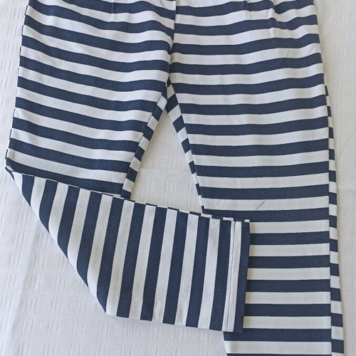 Cotton Capri Pants for Women used, white and blue stripes, size M