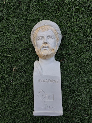 Pythagoras Statue like new, height 15 cm, Greek made