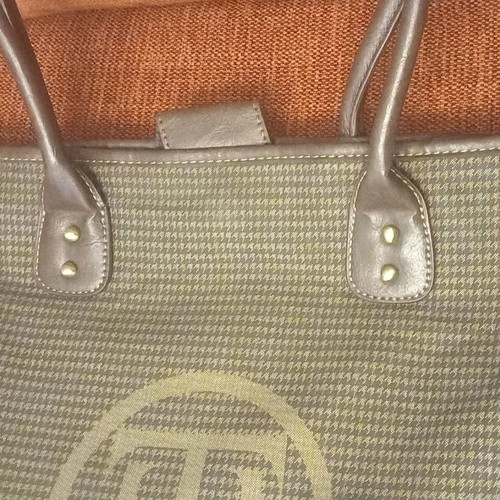 Tommy Hilfiger shoulder bag brown like new