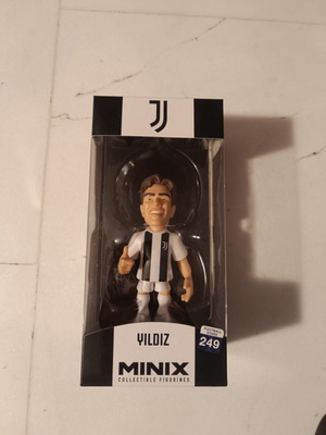 Minix Yildiz collectible figurine like new