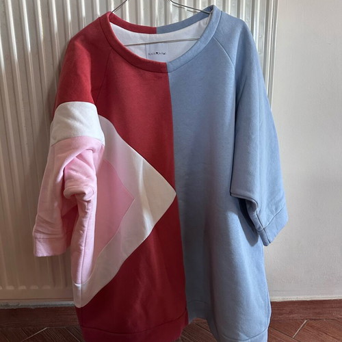 Kostis Vonkas oversized women's sweatshirt like new, multicolor
