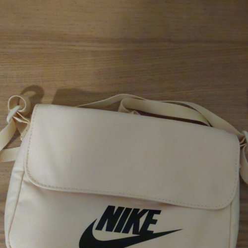 Nike τσάντα χιαστί καινούργια, μπεζ
