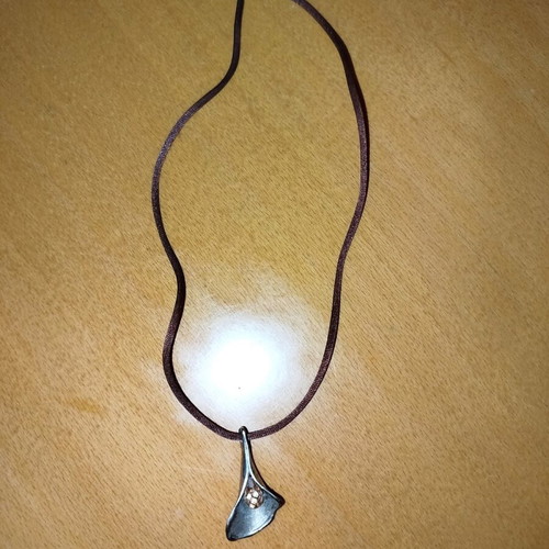 Pendant necklace abstract art like new