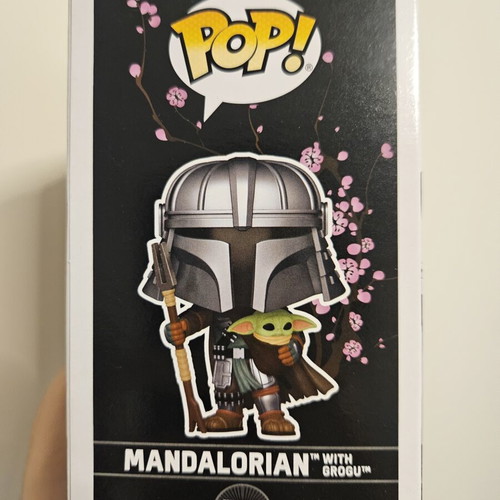 The Mandalorian with Grogu Funko Pop 772 like new