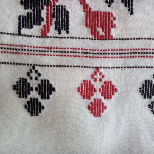 Traditional Cretan table runner new with red birds
