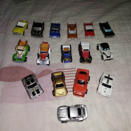 GALOOB toy cars used, 3 Deluxe and 13 regular models