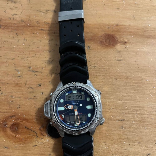 Citizen Promaster Divers JP-1010 watch with blue dial